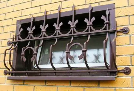 Решётки на приямки RP22 в Москве и Московской области