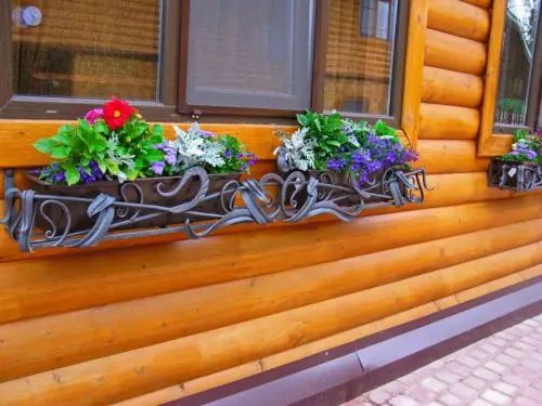 Цветники на окна CV21 в Москве и Московской области