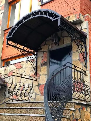 Навес над крыльцом NK15 в Москве и Московской области