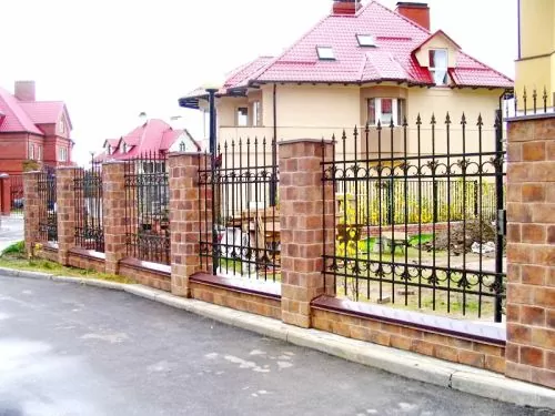 Кованый забор Фаланга в Москве и Московской области