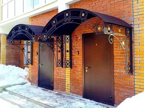 Козырёк над крыльцом KK8 в Москве и Московской области