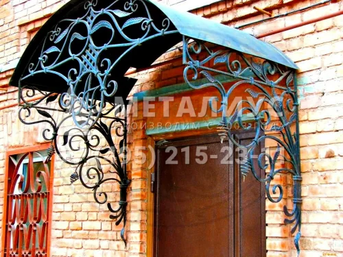 Козырёк над крыльцом KK3 в Москве и Московской области