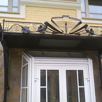 Работа 853. Кованый козырёк на м.Бауманская