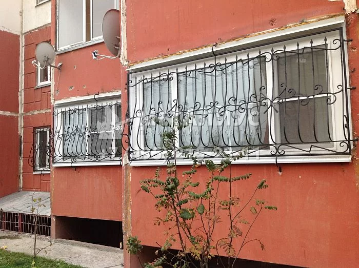 Работа 2452. Простые, дутые решетки на окна