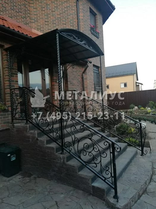 Работа №2254. Кованые решетки, кованый козырёк