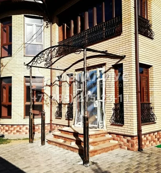 Работа 755. Навес над крыльцом с ковкой, Павловская Слобода
