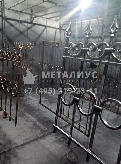 Работа 1811. Патинированные медью решетки на окна