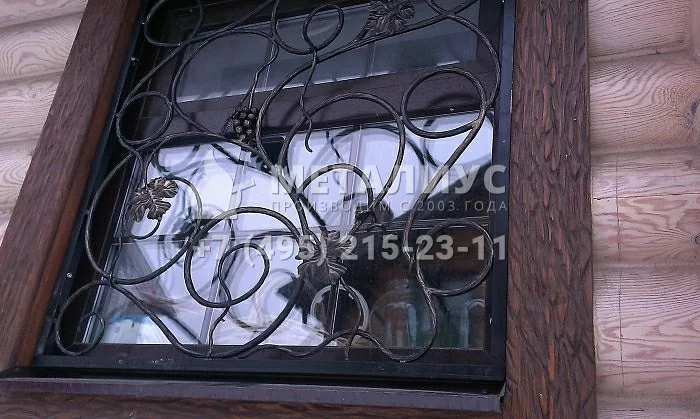 Работа 1934. Виноградная лоза на брусовой дом