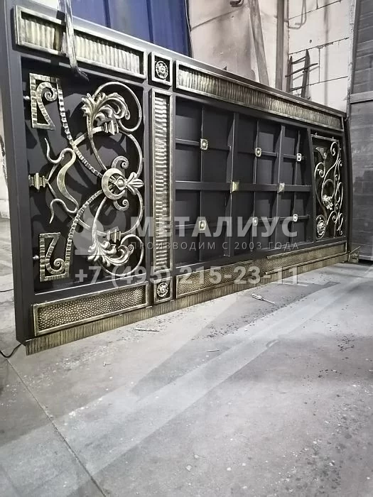 Работа №2423. Кованые ворота, галерея Шилова