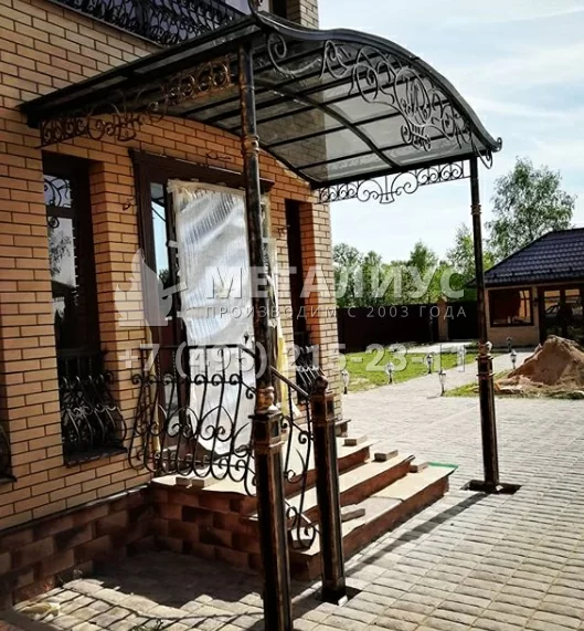 Работа 755. Навес над крыльцом с ковкой, Павловская Слобода