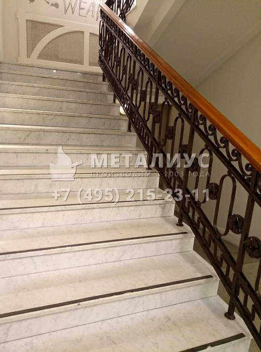 Работа 1380. Перила в торговый центр