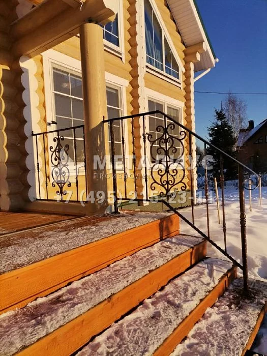 Работа 0712 Клинский район, дер. Белозёрки, ковка в классическом стиле с современными мотивами