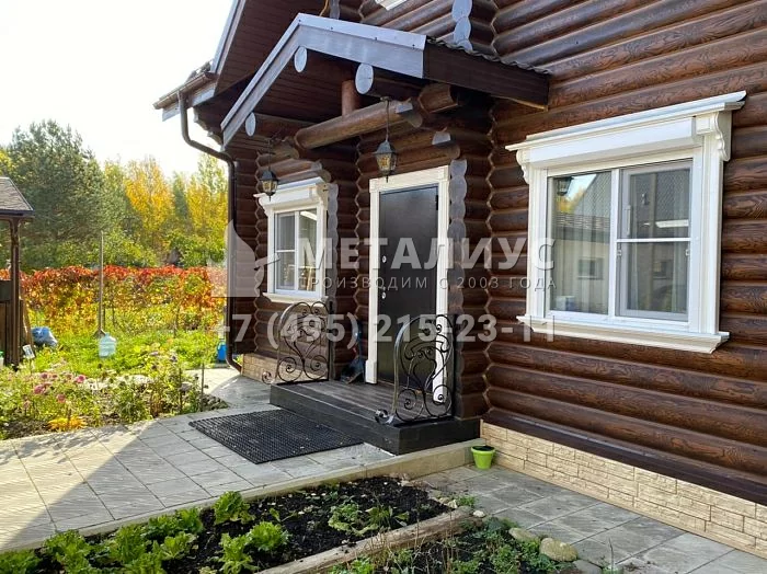 Работа 07221. Французский балкон, перила в стиле модерн