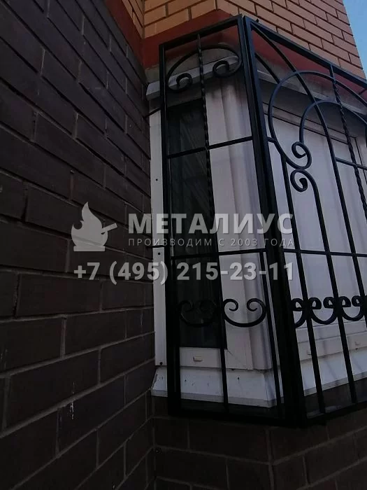 Работа 712 Кованные решетки на окна и лоджию в ЖК Лучи
