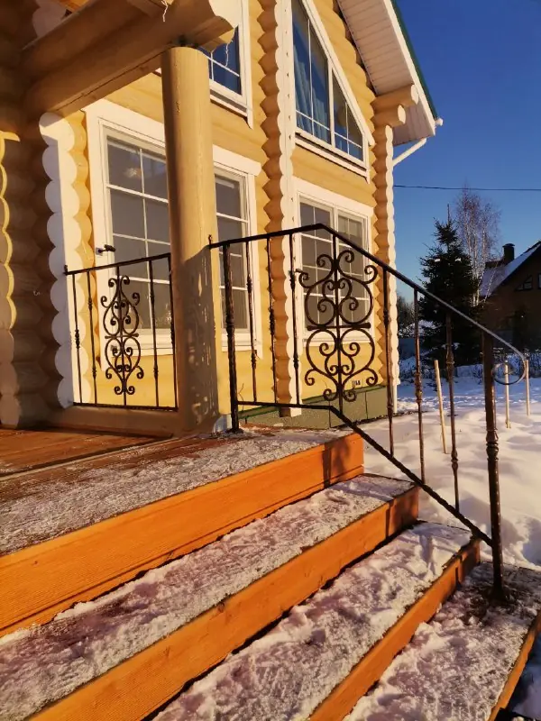 Работа 0712 Клинский район, дер. Белозёрки, ковка в классическом стиле с современными мотивами