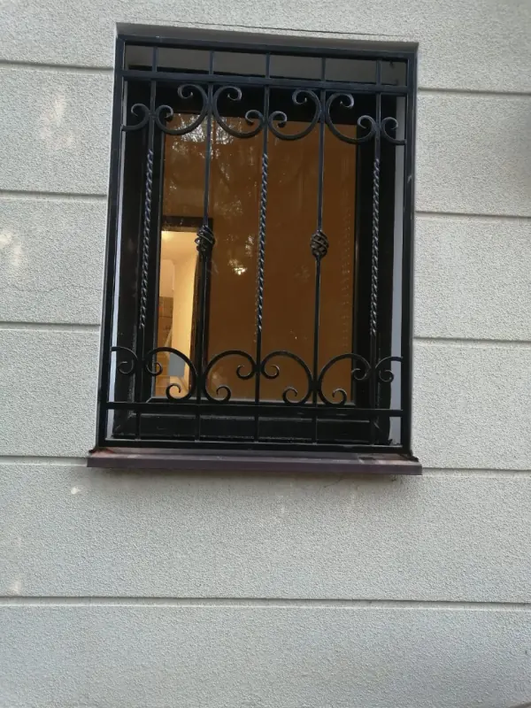 Работа 707  Кованные решетки любых форм и размеров в д. Опалиха