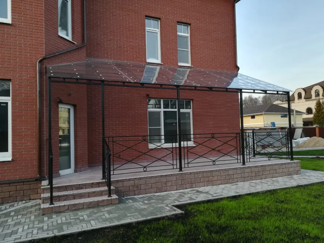 Работа 348. Навес и козырьки с монолитным поликарбонатом, Химки