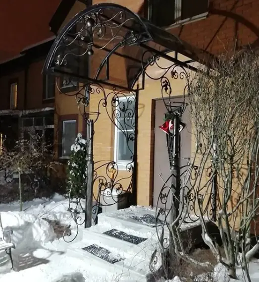 Работа 751. Навес над входном в загородный дом, Истра