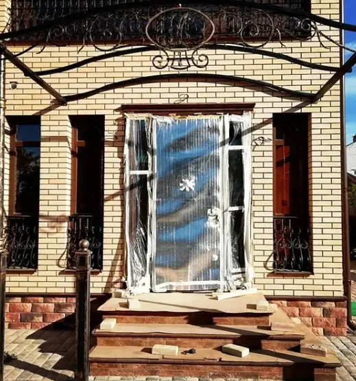 Работа 755. Навес над крыльцом с ковкой, Павловская Слобода