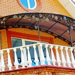 Козырёк над балконом K9 в Москве и Московской области