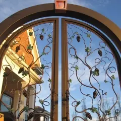 Кованая калитка Лоза в Москве и Московской области