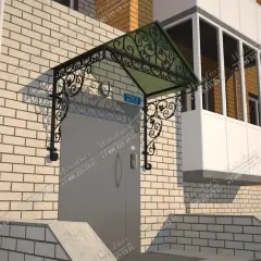 Козырёк над входом K4520 в Москве и Московской области