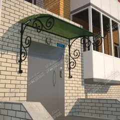 Козырёк над входом K4516 в Москве и Московской области