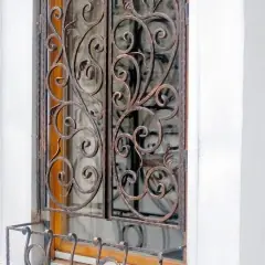 Кованые решётки  Эрмитаж в Москве и Московской области