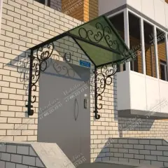 Козырёк над входом K4511 в Москве и Московской области